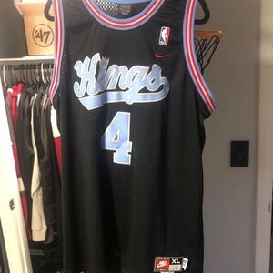 Throwback Chris Webber Nike  Sacramento Kings jersey size XL